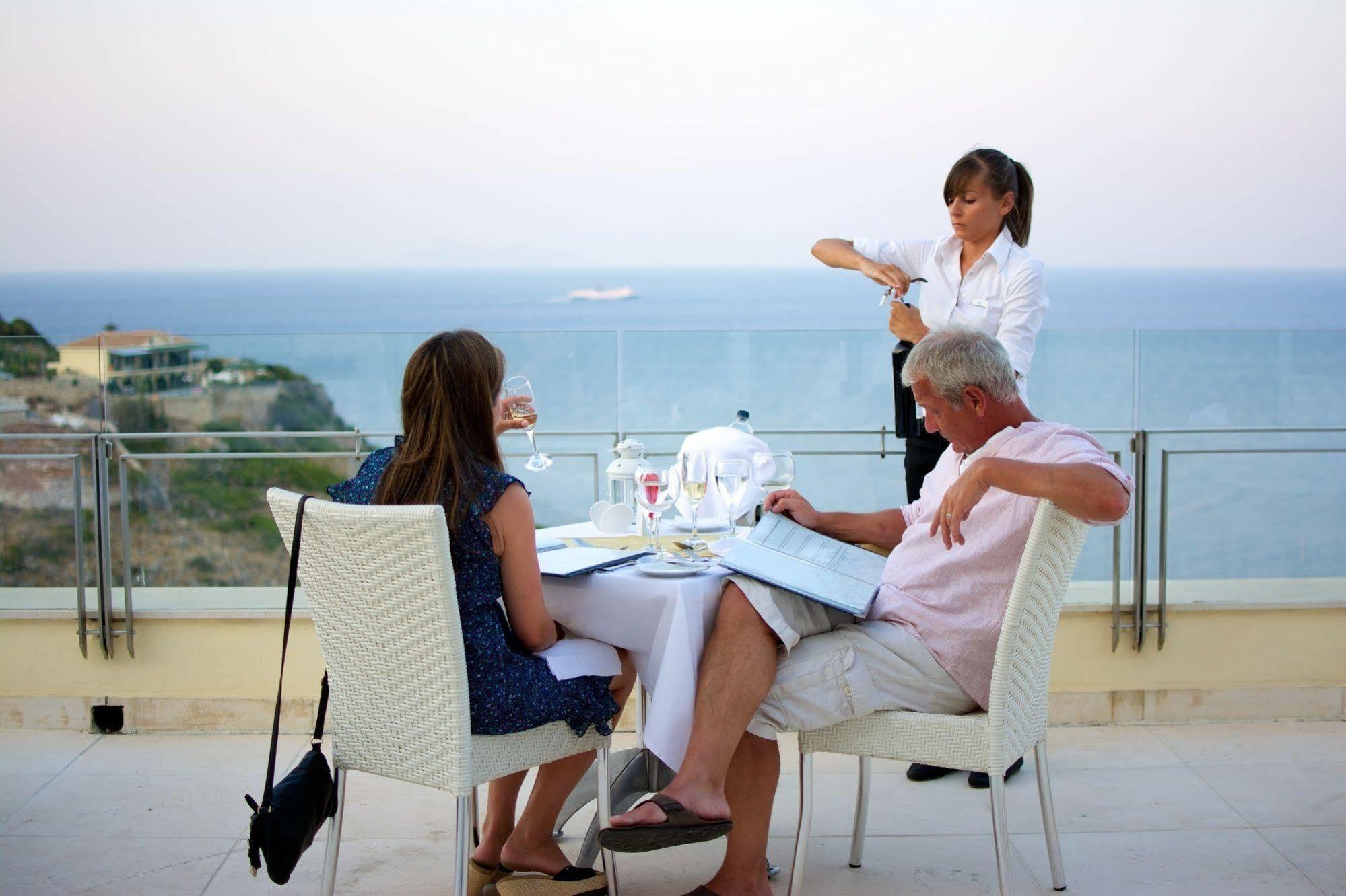 Louis Apostolata Island Resort Eleios-Pronnoi Exterior foto